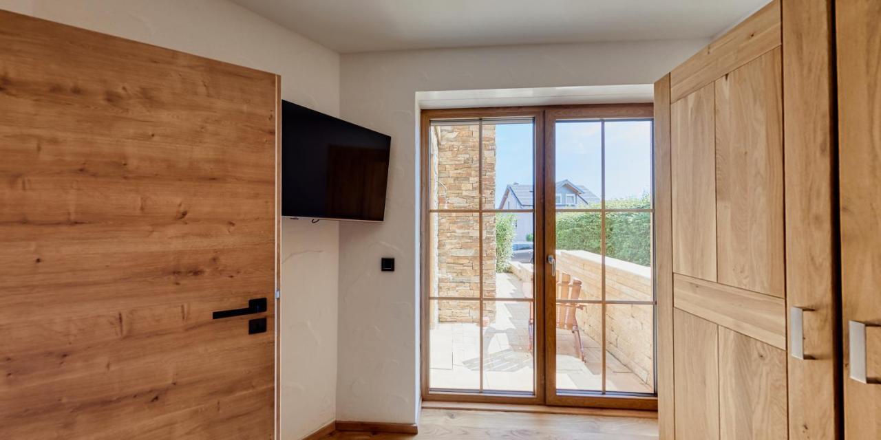 Luxus Ferienwohnung Chalet Seenaehe Schalkenmehren Exteriör bild